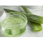 HOMEMADE ALOE VERA GEL FOR SKIN AND HAIR