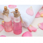 DIY ROSE SERUM FOR SPOTLESS SKIN