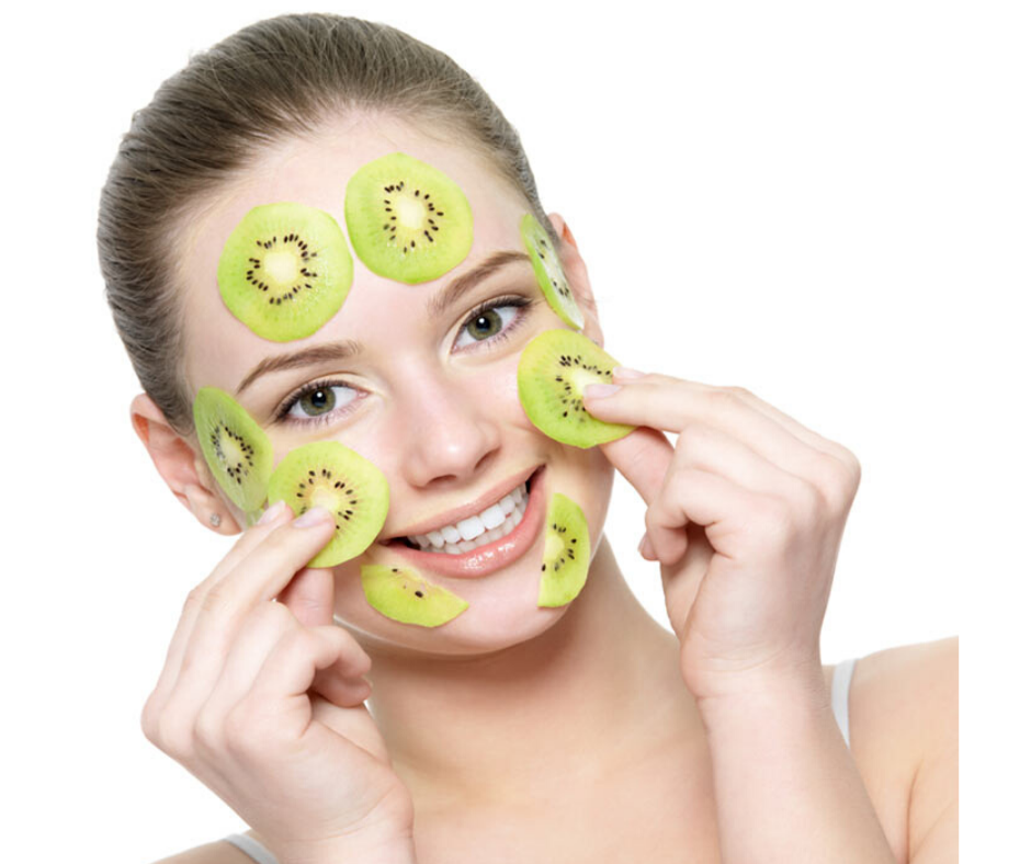 DIY KIWI FACE MASK FOR SMOOTH SKIN