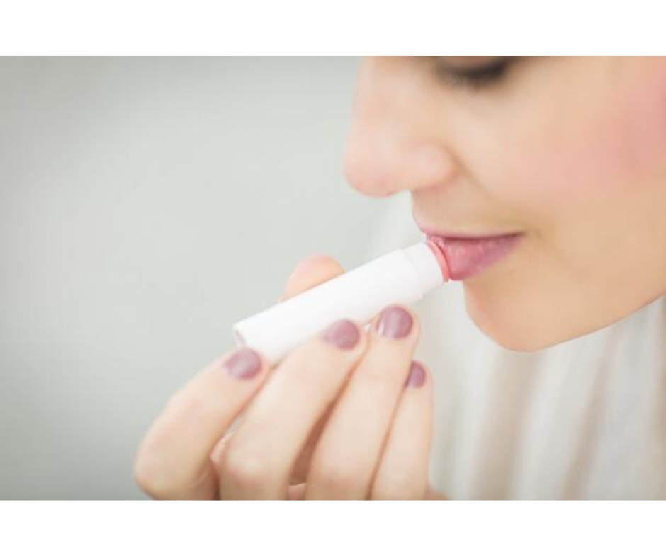 EASY LIP BALM FOR CHAPPED LIPS
