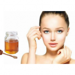 HONEY SKINCARE MASK FOR A DRY SKIN