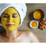 DIY TURMERIC LUMINOUS FACE MASK FOR ACNE AND DARK SPOTS