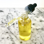 HOMEMADE FACE SERUM FOR OILY SKIN