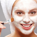 DIY BAKING SODA MASK TO FIGHT ACNE