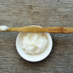 DIY NATURAL TOOTHPASTE FOR WHITE TEETH