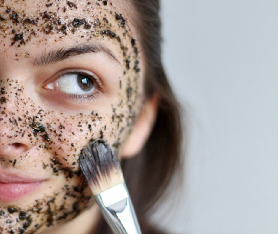 BLACK TEA MASK FOR GLOWING SKIN