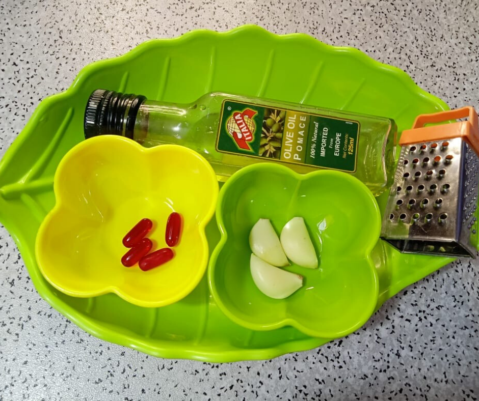 DIY REMEDY FOR CREAK AND WEAK NAILS